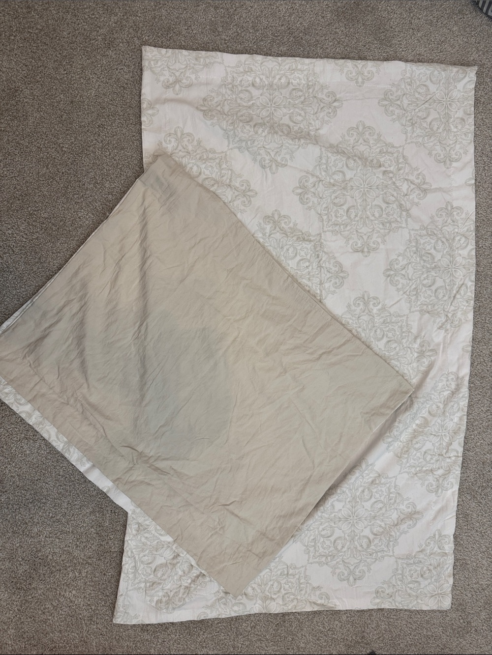 Neutral Medallion PillowSham Covers - Beige and Cream